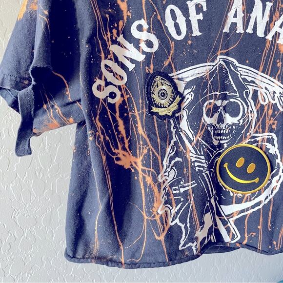Upcycled redesigned by hand Sons of Anarchy crop open back graphic tee shirt M - Picture 2 of 6